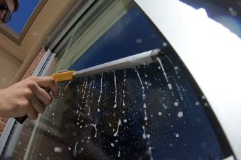 Window Cleaning in La Crosse, Florida